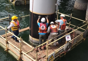 Protecting Marine Pilings: The Benefits of Marine Piling Wrap and Professional Tidal Wrap Installation Services